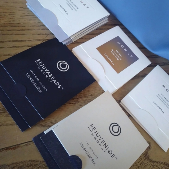 Monat bundle samples and jelly bag - Picture 4 of 12